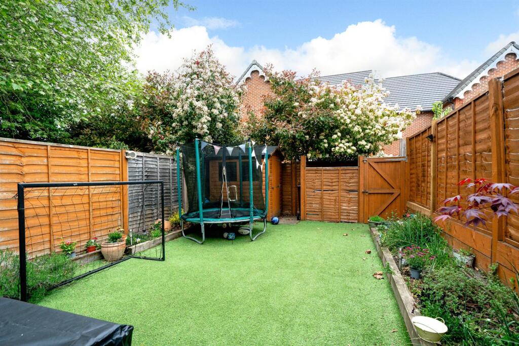 Additional image 19 of Page Place, Frogmore, St. Albans