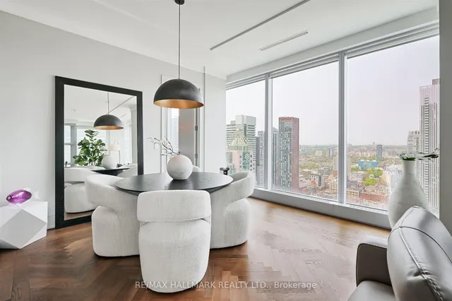 Additional image 22 of 183 Wellington St Unit 3303