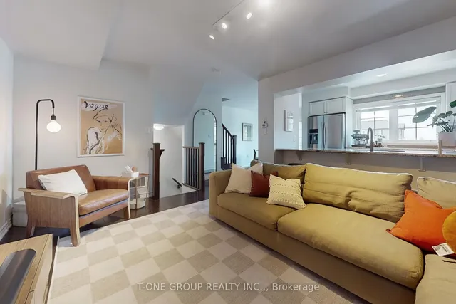 Additional image 3 of 301 ELLEN DAVIDSON Dr