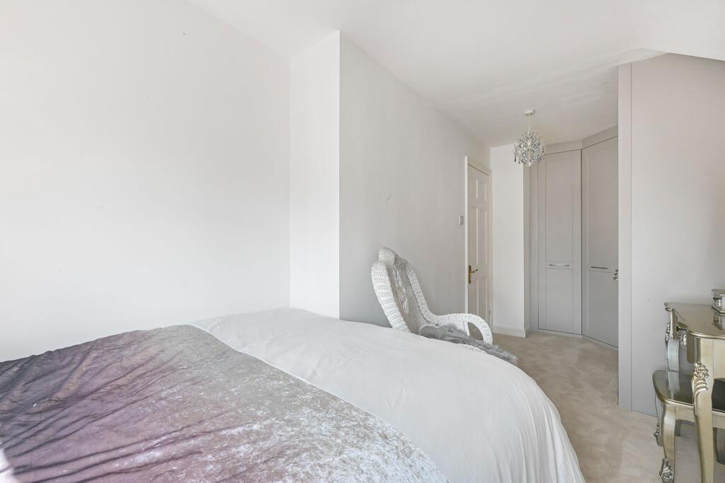 Additional image 16 of Pine Grove, Brookmans Park, AL9