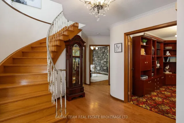 Additional image 26 of 90 Humberview Rd