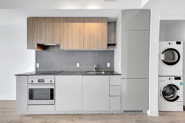 Additional image 16 of 161 Roehampton Ave Unit 4108