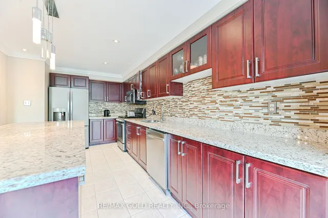 Additional image 13 of 48 Nostalgia Crt