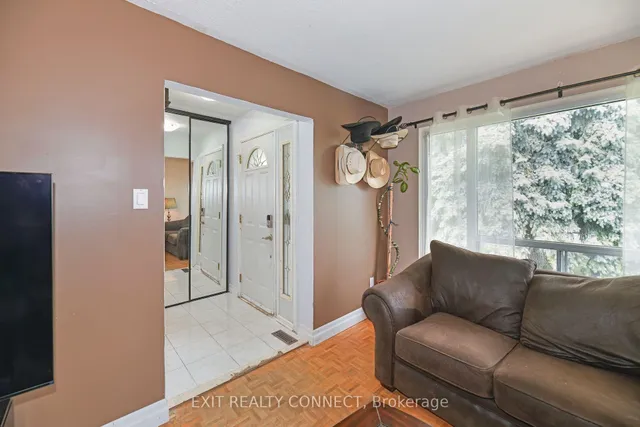 Additional image 2 of 7 Mandarin Cres