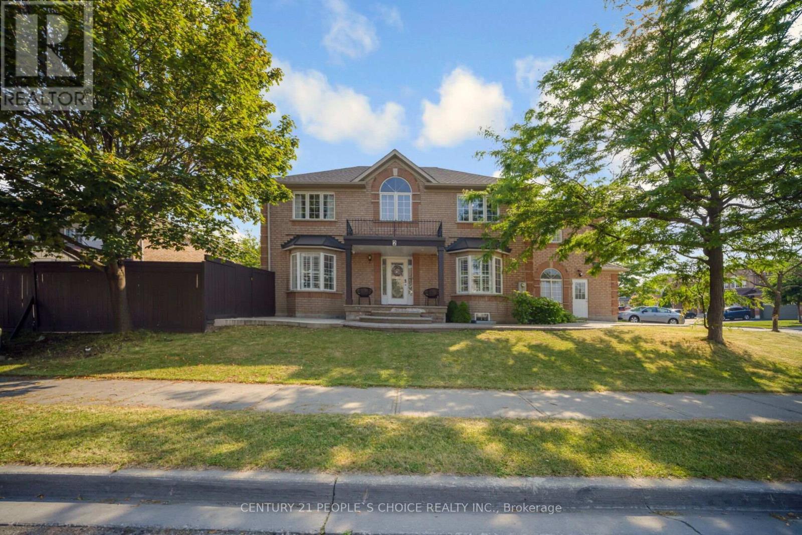 2 CHECKERBERRY CRESCENT|Brampton (Sandringham-Wellington), Ontario L6R2T2