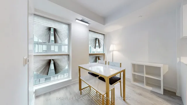 Additional image 23 of 327 King St Unit 1005