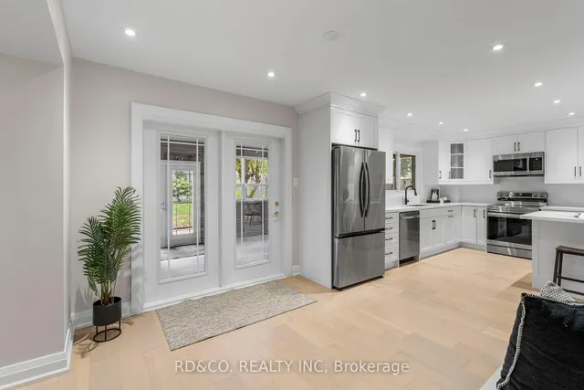 Additional image 19 of 114 Agincourt Dr