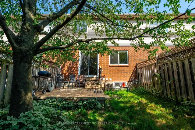 Additional image 26 of 1380 Treeland St