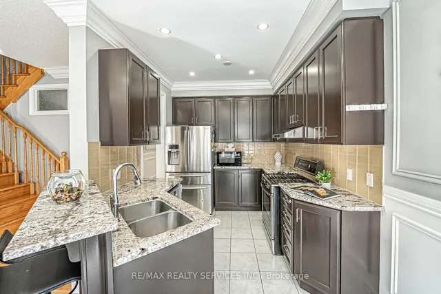 Additional image 16 of 18 Merrickville Way