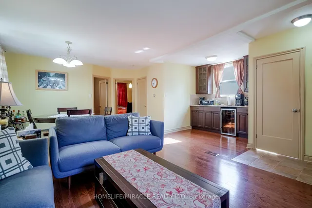 Additional image 32 of 220 Glen park Ave