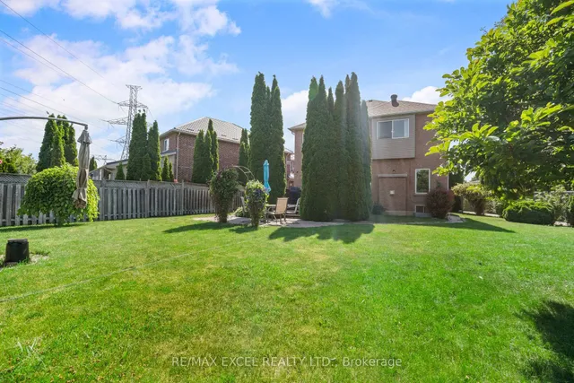 Additional image 38 of 29 Candlebrook Cres