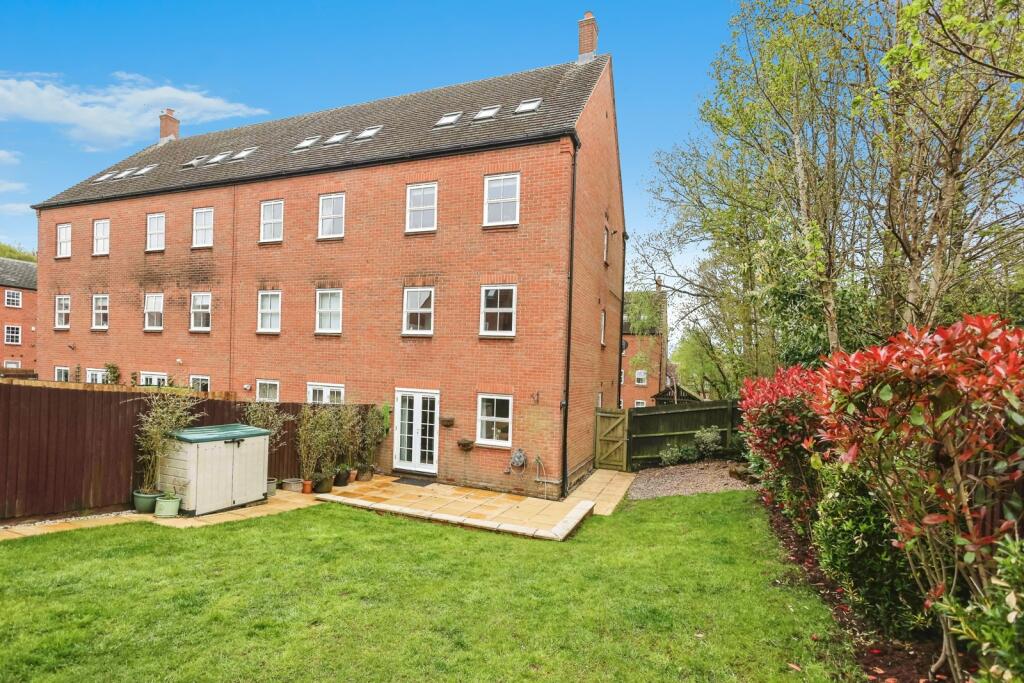 Nether Hall Avenue, Great Barr, Birmingham, B43