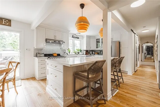 Additional image 6 of 452 John Frederick Dr