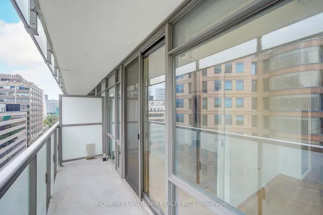 Additional image 26 of 38 Grenville St Unit 807