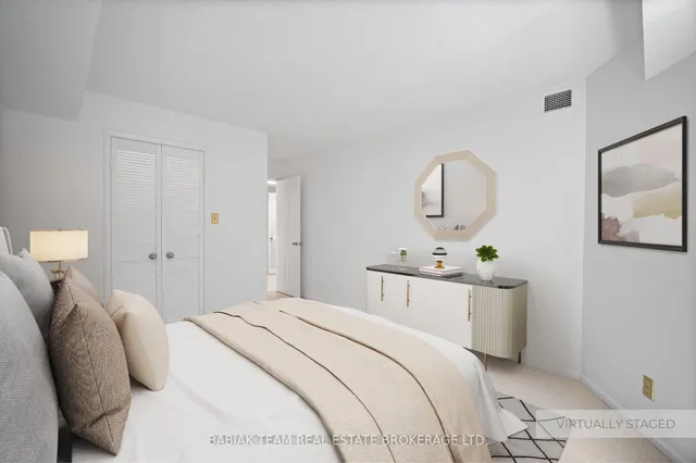 Additional image 28 of 711 Bay St Unit 1613