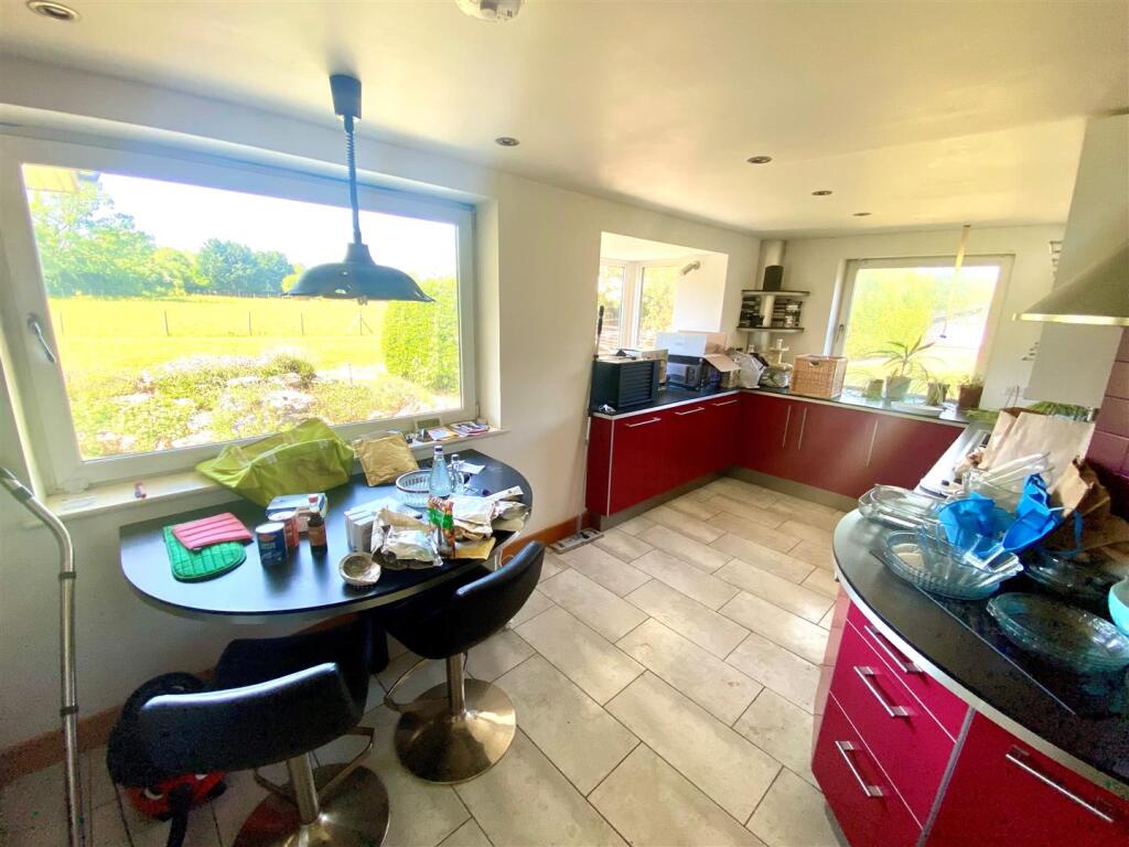 Additional image 6 of Dixons Hill Road, Welham Green