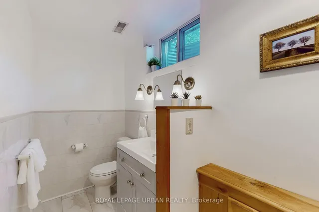 Additional image 33 of 186 Roywood Dr