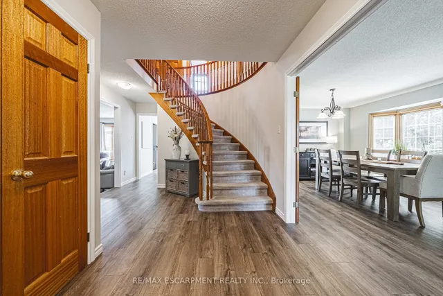 Additional image 5 of 185 COMFORT Crt