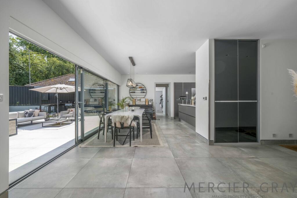 Additional image 28 of North Lodge, The Drive, Brookmans Park, AL9