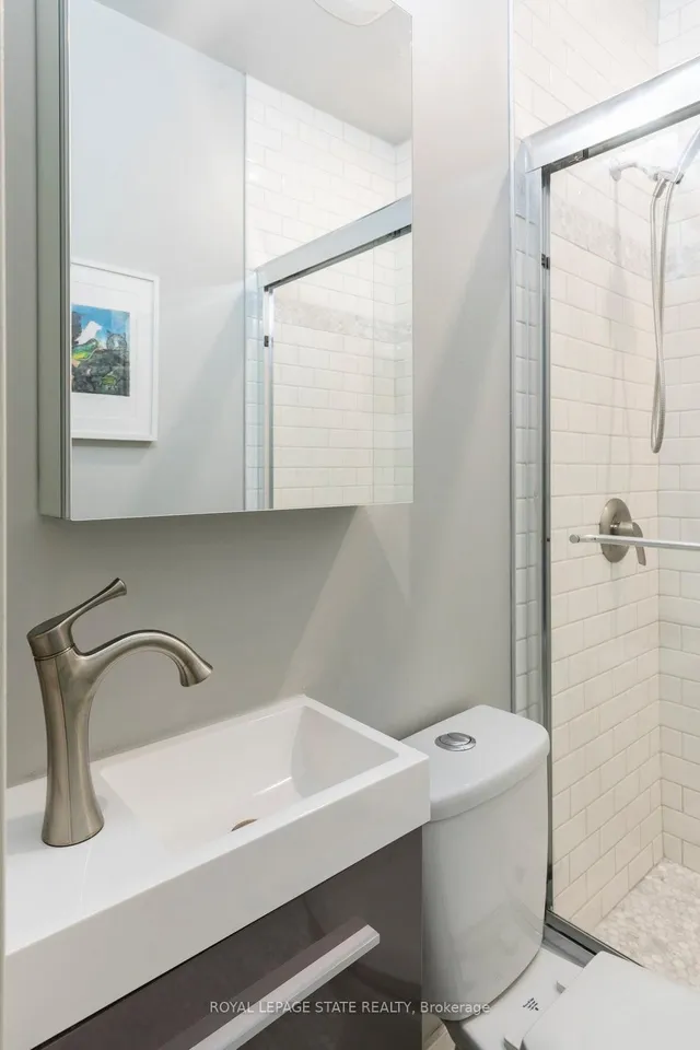 Additional image 34 of 132 Park St