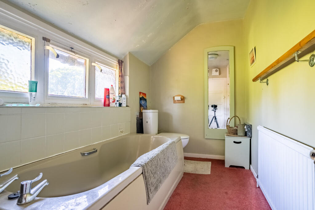 Additional image 17 of Ash Grove, Wheathampstead, St. Albans, Hertfordshire, AL4