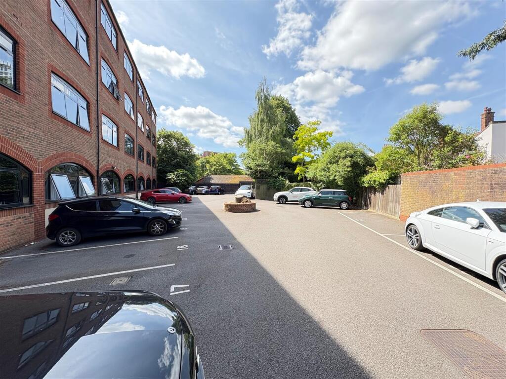 Additional image 8 of Ridgmont Plaza, Ridgmont Road, St. Albans