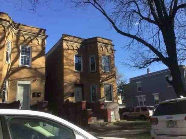 7027 S Calumet Ave, Chicago, IL 60637