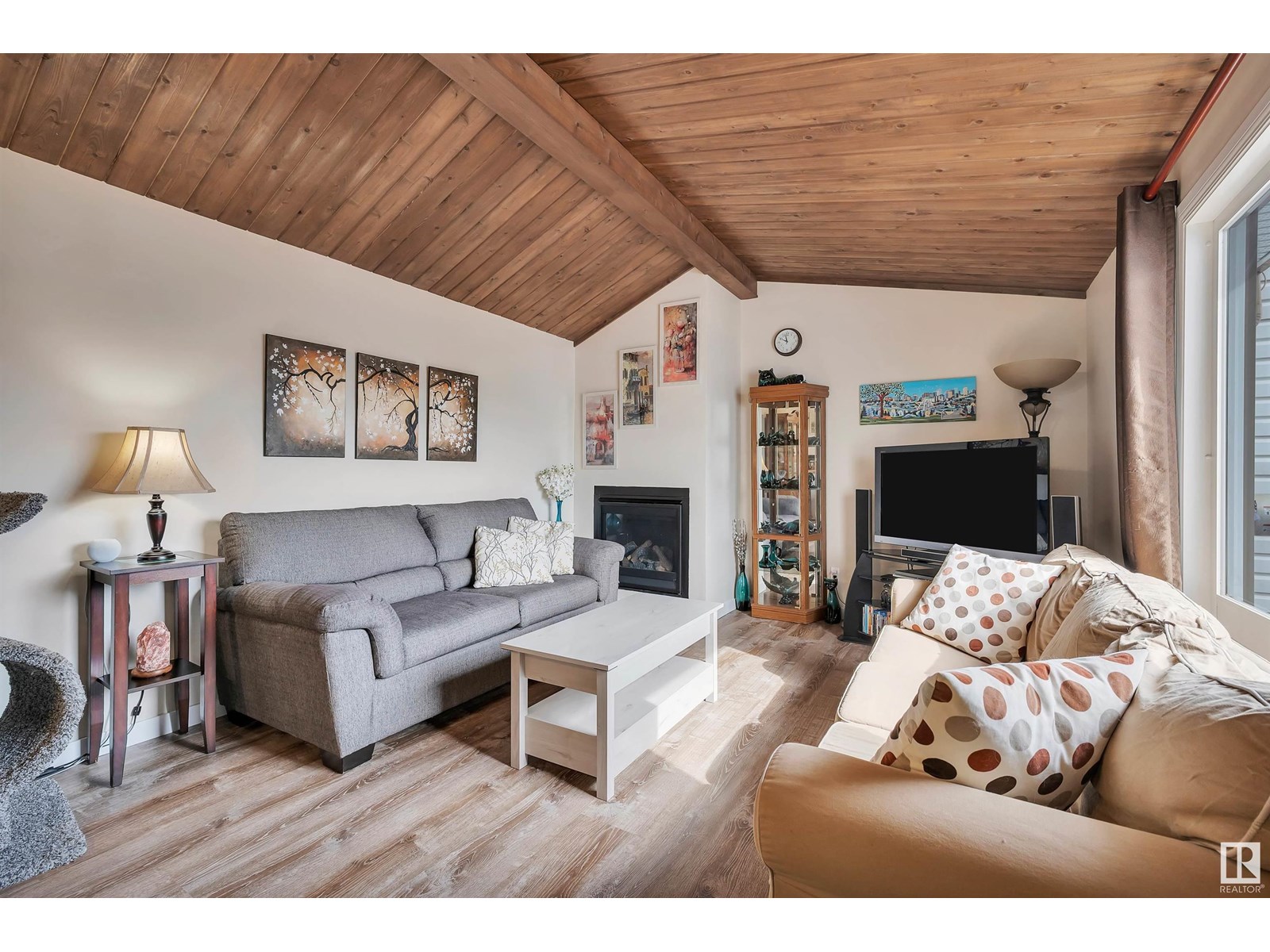 #214 214 Marlborough PL NW|Edmonton, Alberta T5T1Y6