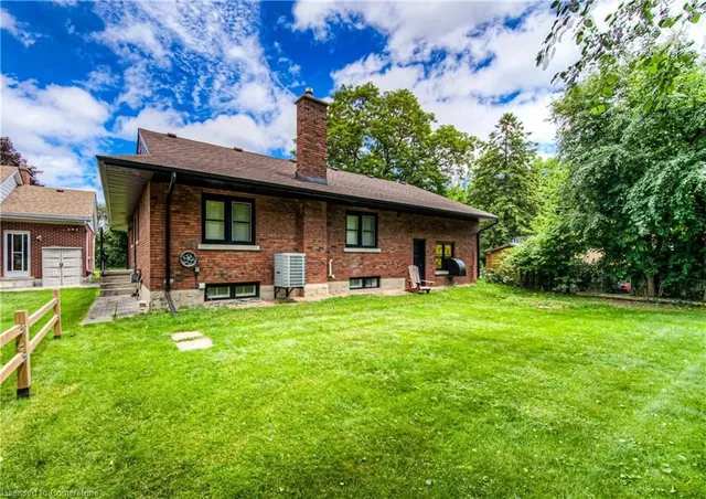 Additional image 40 of 271 Bedford Rd