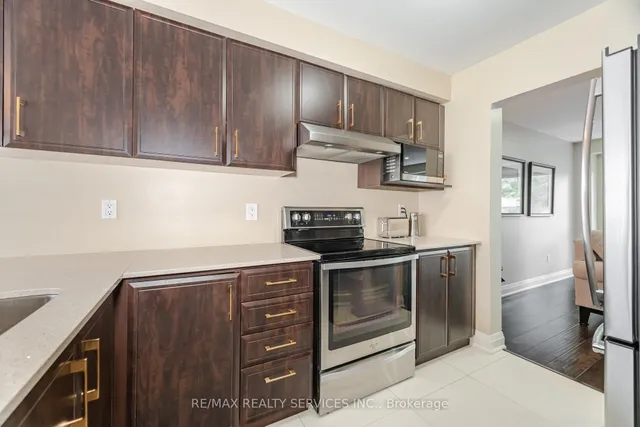 Additional image 6 of 2 Clay Brick Crt Unit 21