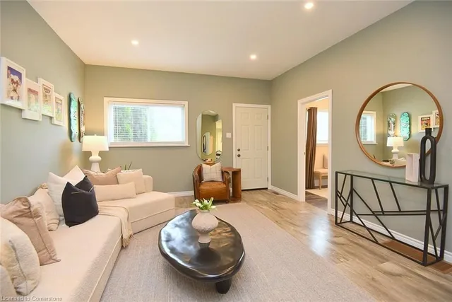 Additional image 5 of 58 Baldwin St