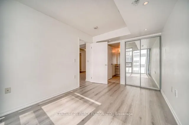 Additional image 19 of 36 Lisgar St Unit 1805W