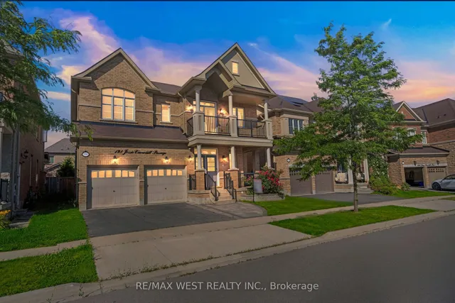 房产图片 3 - 198 Jessie Caverhill Pass