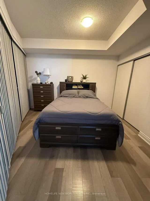 Additional image 7 of 80 Marine Parade Dr Unit 806