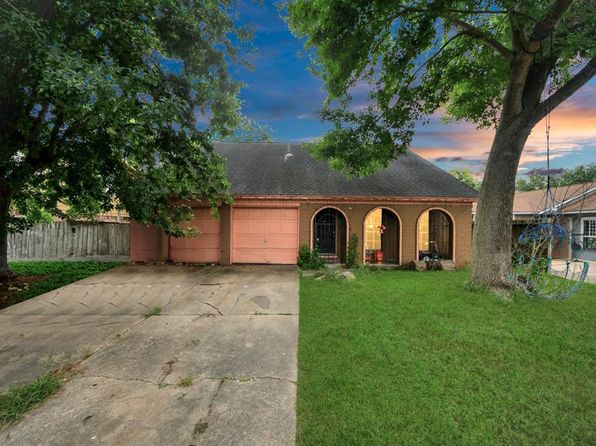15507 Campden Hill Rd, Houston, TX 77053