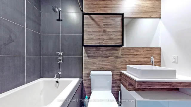 Additional image 31 of 75 St Nicholas St Unit 2804