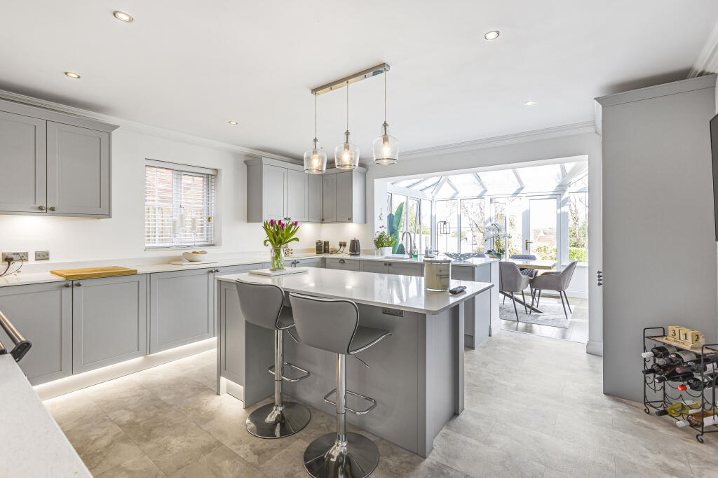 Additional image 29 of The Drive, Welwyn, Welwyn, AL6