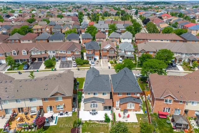 Additional image 42 of 20 Irene Cres