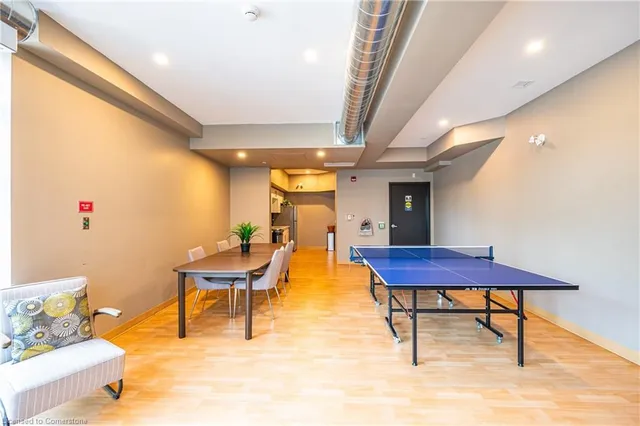 Additional image 19 of 690 King St Unit 602