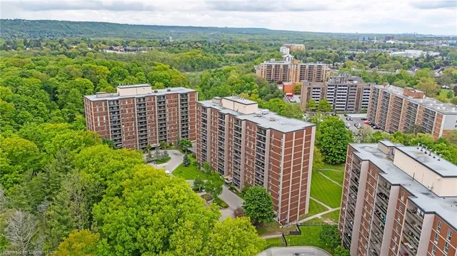 Additional image 29 of 1966 Main St Unit 1109