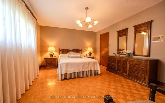 Additional image 33 of 7 Marker Crt