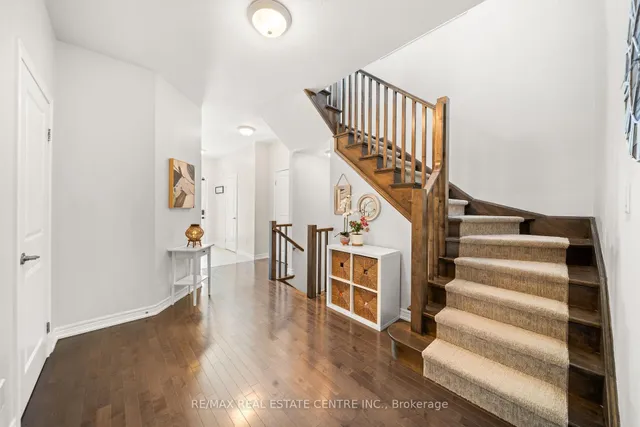 Additional image 10 of 441 Stonehenge Dr Unit 16