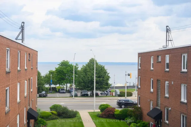 Additional image 20 of 1349 Lakeshore Rd Unit 22