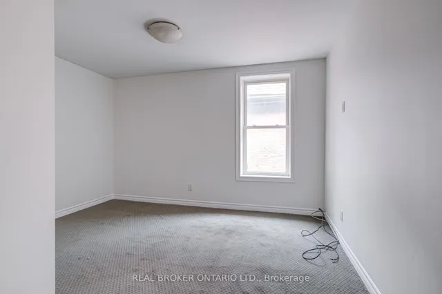 Additional image 30 of 55 Young St