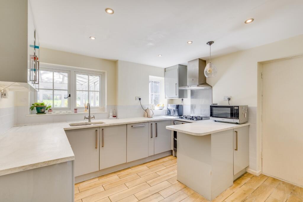 Additional image 2 of Digswell Park Road, Welwyn Garden City, Hertfordshire, AL8