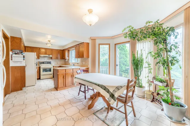 Additional image 28 of 4257 Starlight Cres