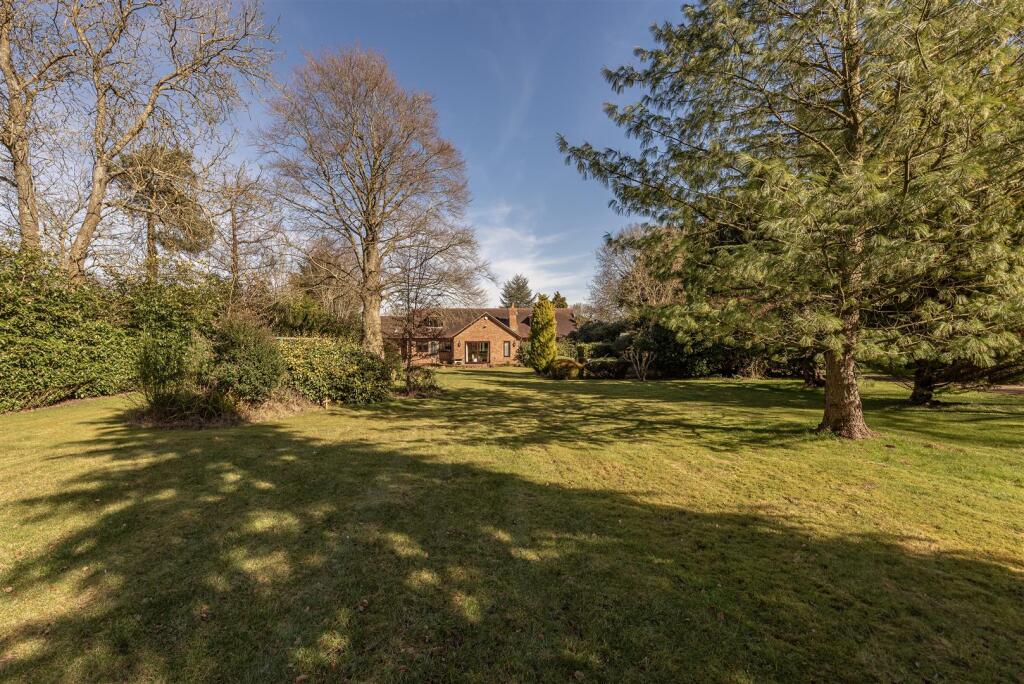 Additional image 12 of Holly Lane, Harpenden