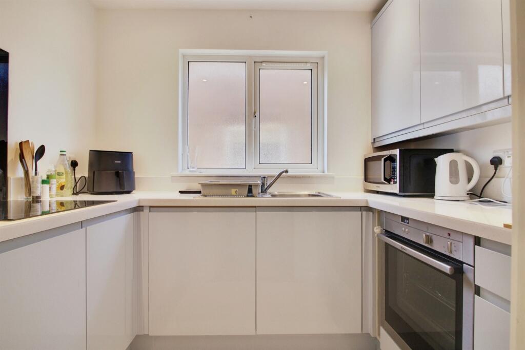 Additional image 7 of The Squirrels, Welwyn Garden City