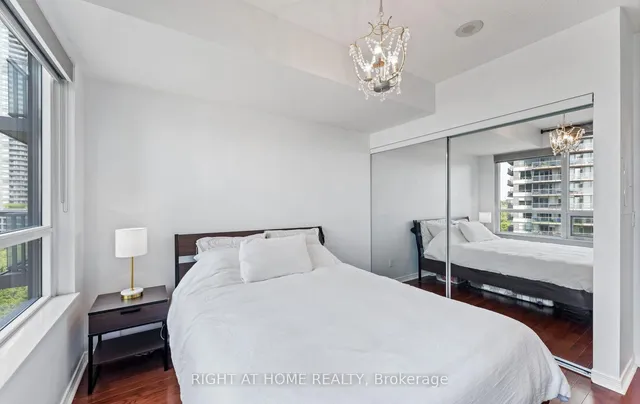 Additional image 10 of 2230 Lake Shore Blvd Unit 803