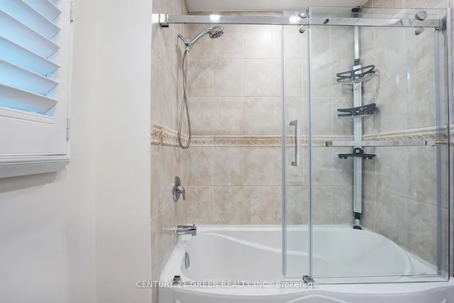 房产图片 29 - 麦克杜格尔大道26号